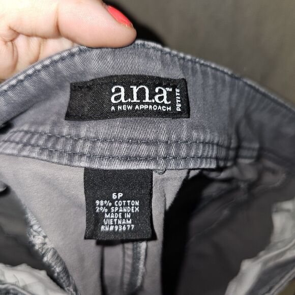ANA Jeans A New Approach Womens Size 6P Skinny Gray Denim Pants Causual Petite - Picture 3 of 11